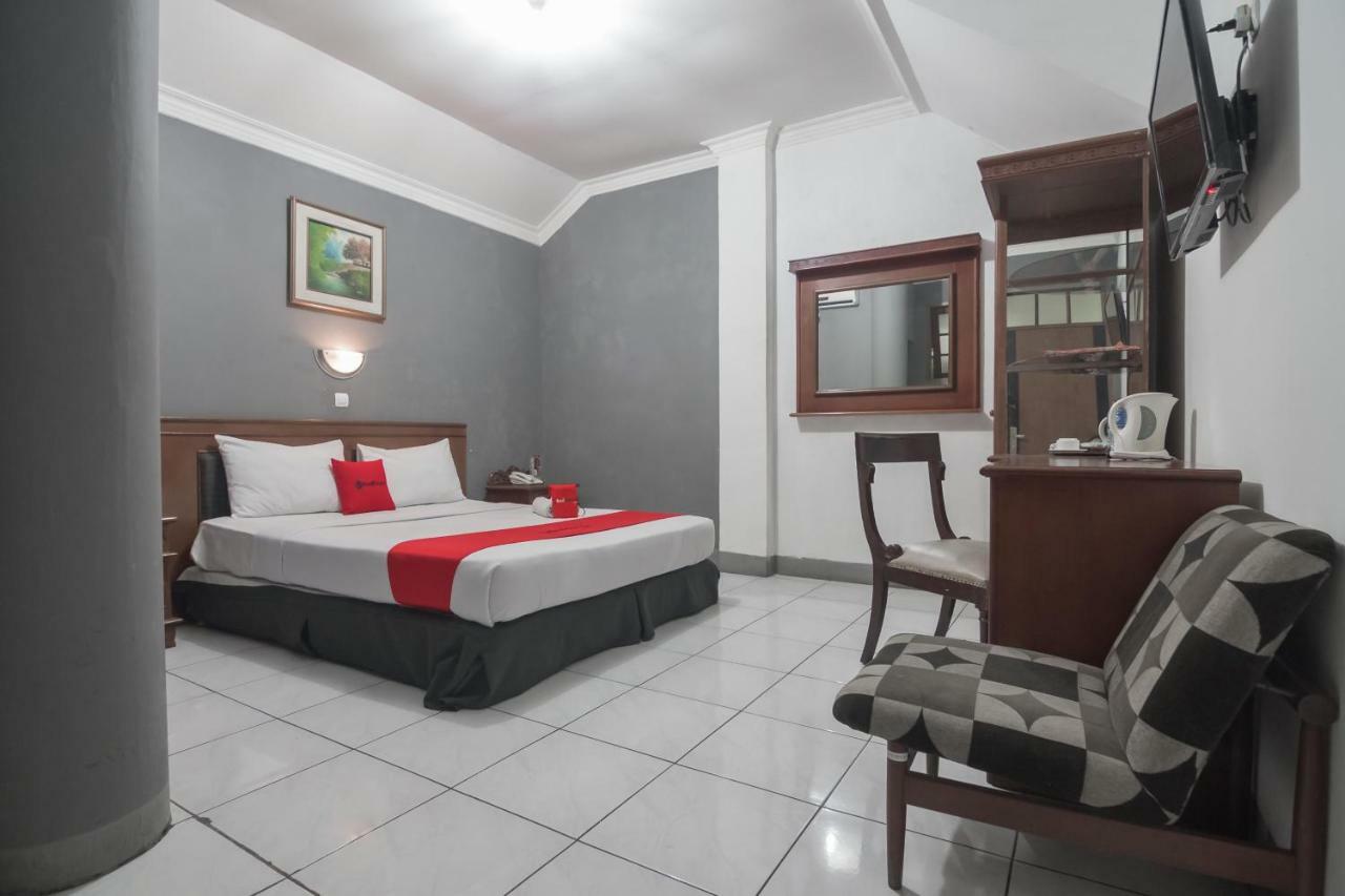 Reddoorz @ Cihampelas Bandung Kültér fotó