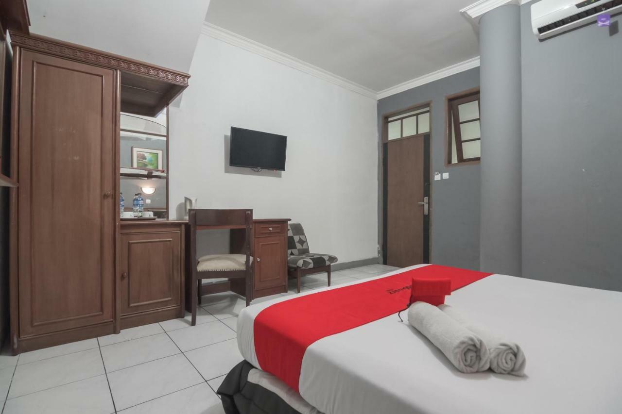 Reddoorz @ Cihampelas Bandung Kültér fotó