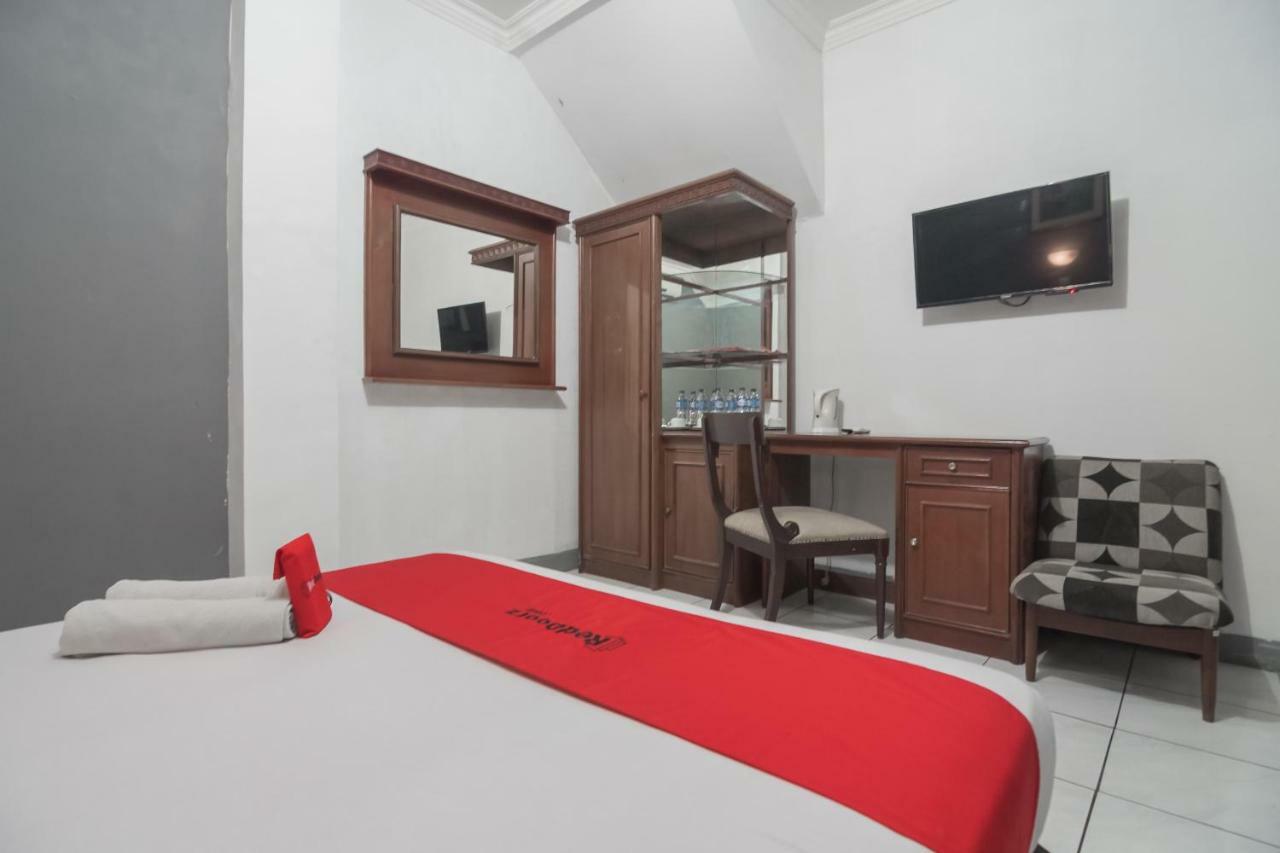 Reddoorz @ Cihampelas Bandung Kültér fotó