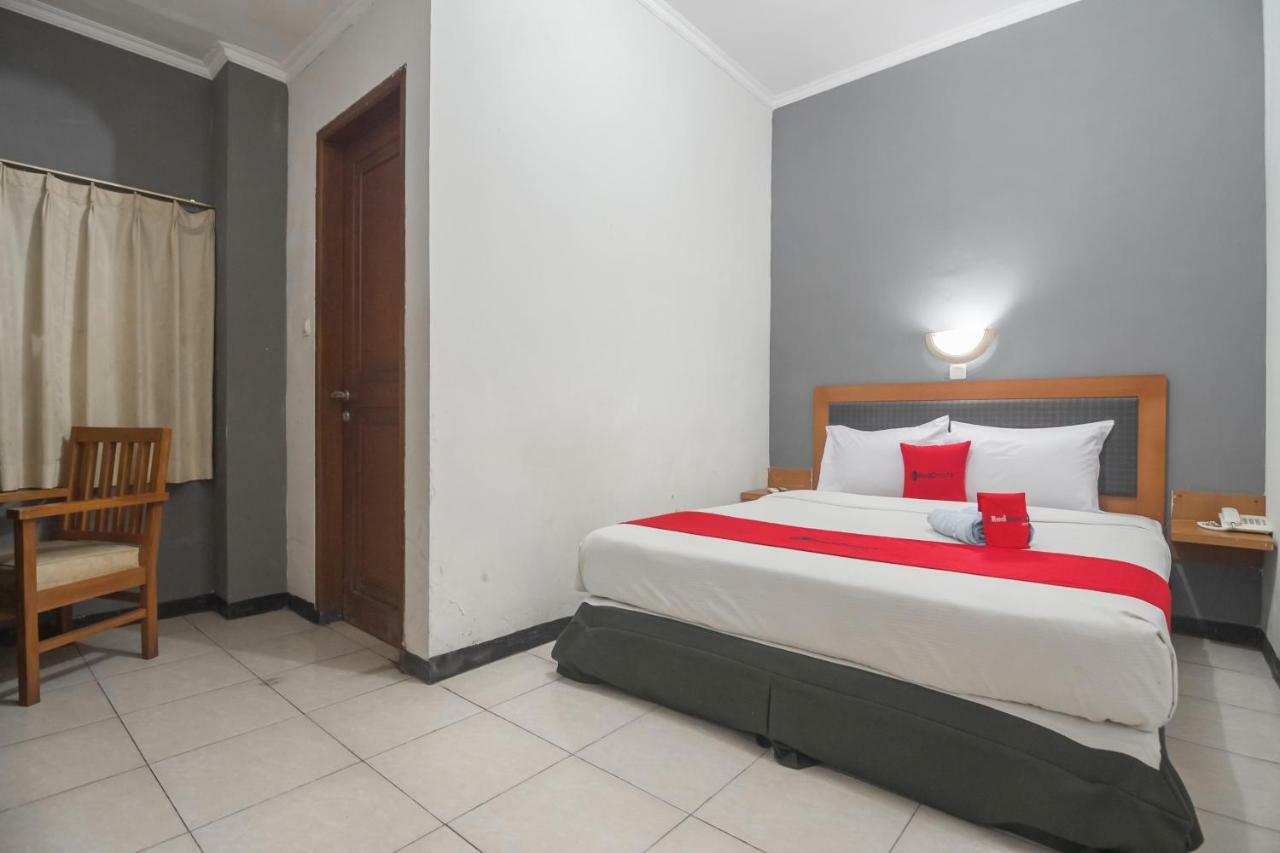 Reddoorz @ Cihampelas Bandung Kültér fotó